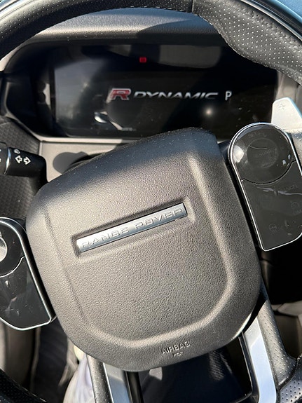 Land Rover Range Rover Velar 21 of 30