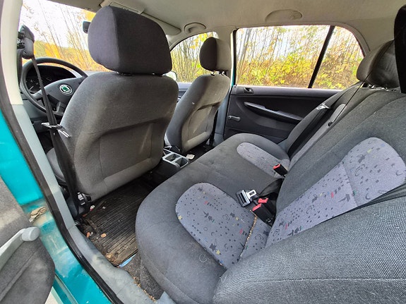 Skoda Fabia 10 of 16