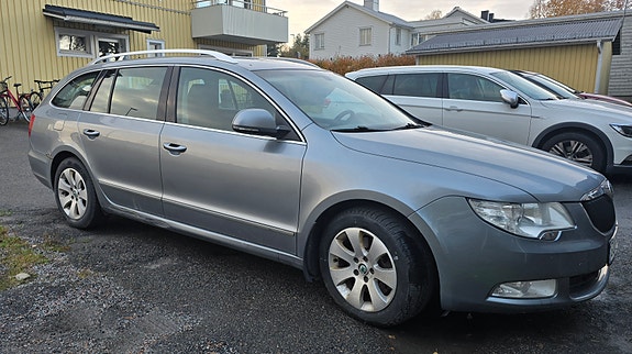 Skoda Superb 5 of 6