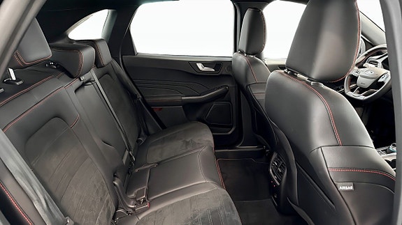 Ford Kuga 5 of 12