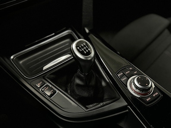 BMW 320d 19 of 23