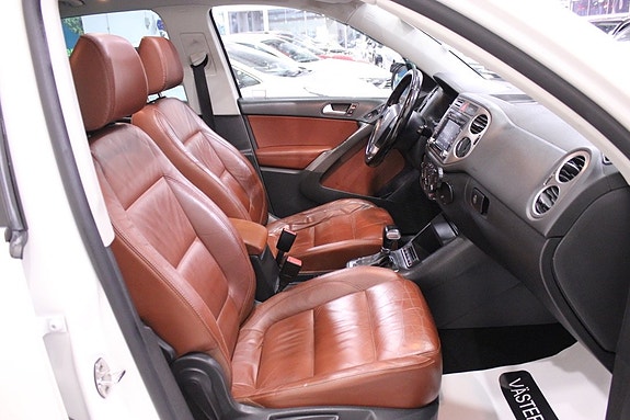 Volkswagen Tiguan 17 of 29