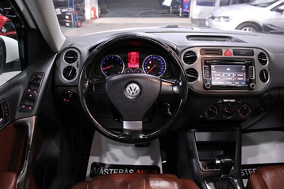 Volkswagen Tiguan 14 of 29
