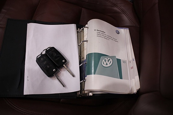 Volkswagen Tiguan 26 of 29