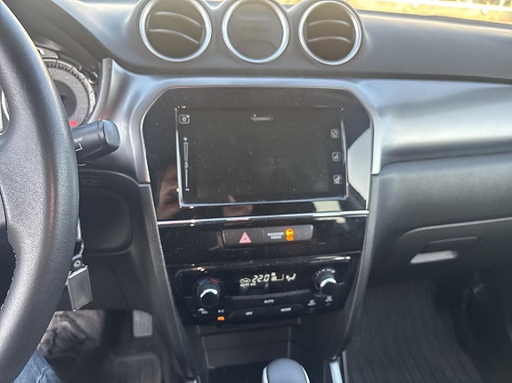 Suzuki Vitara 7 of 9