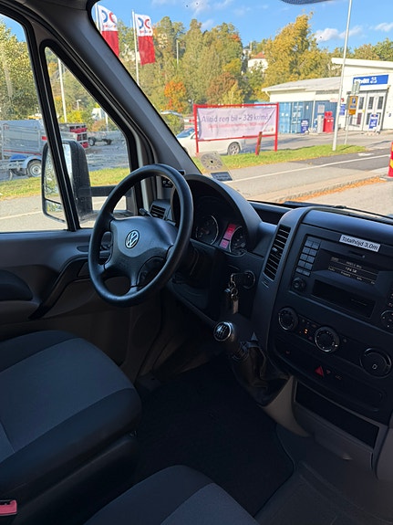 Volkswagen Crafter 5 of 8