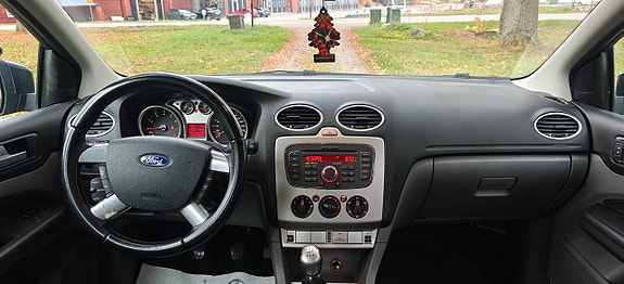 Ford Focus 13 of 16