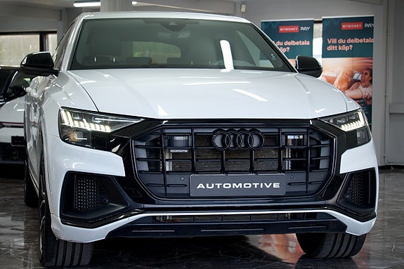 Audi Q8 6 of 23