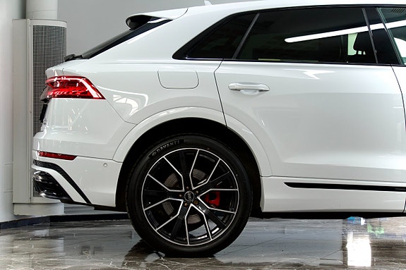 Audi Q8 8 of 23