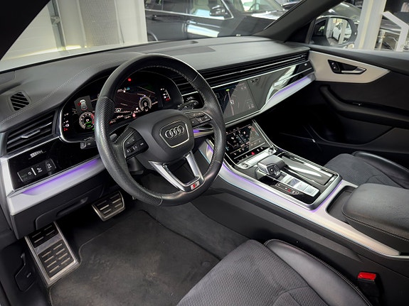 Audi Q8 21 of 23
