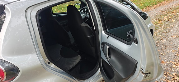 Toyota Aygo 14 of 18