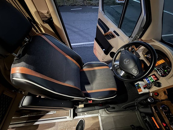 Mercedes-Benz sprinter 519 cdi 22 platser 9 of 11