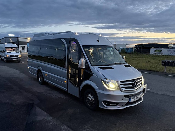 Mercedes-Benz sprinter 519 cdi 22 platser