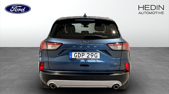 Ford Kuga 7 of 9
