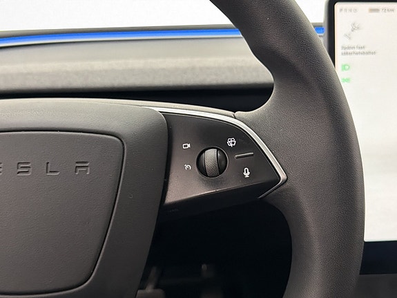 Tesla Model 3 14 of 30