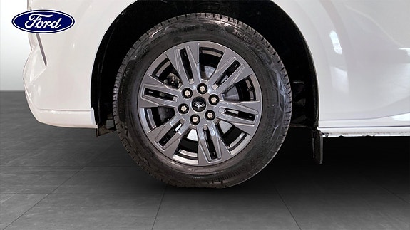 Ford Custom Tourneo 9 of 11