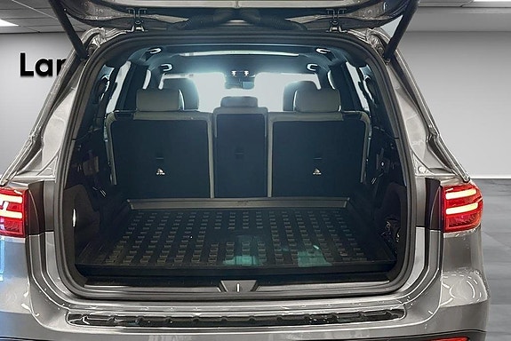 Mercedes-Benz GLB220 d 14 of 20