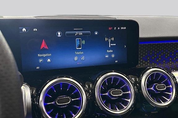 Mercedes-Benz GLB220 d 11 of 20