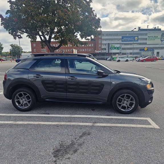 Citroen C4 Cactus 3 of 13