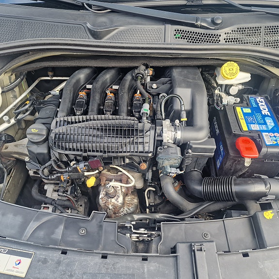 Citroen C4 Cactus 12 of 13