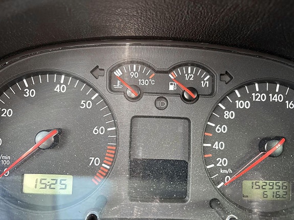 Volkswagen Golf V 8 of 9