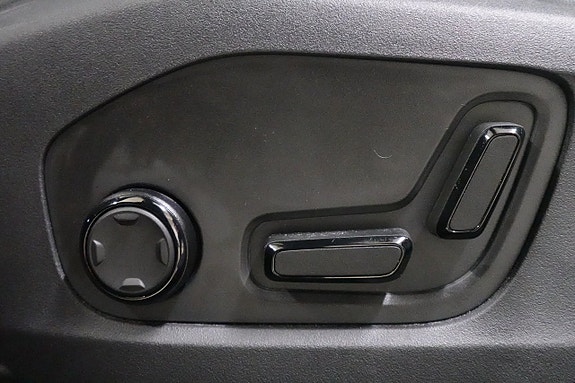 Polestar 4 17 of 24