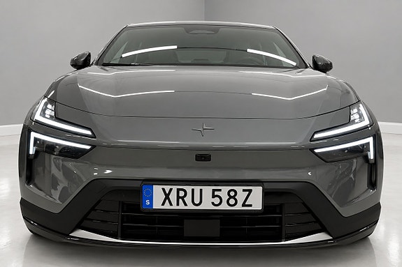 Polestar 4 2 of 24