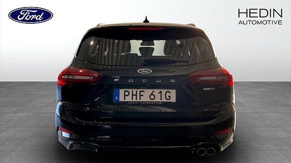 Ford Focus 7 of 9