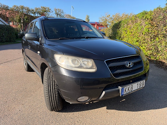 Hyundai Santa Fe 16 of 16
