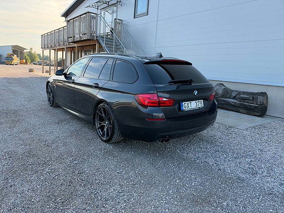 BMW 525d 3 of 9