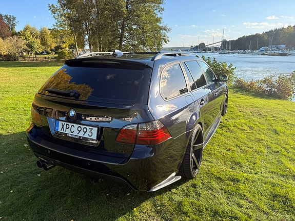 BMW 530i 3 of 3