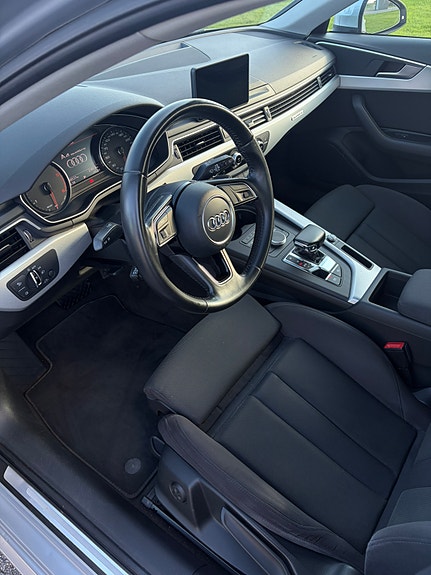 Audi A4 6 of 10