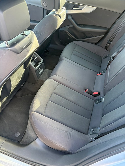 Audi A4 8 of 10