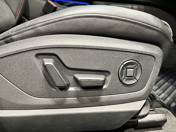 Audi Q8 e-tron 17 of 18