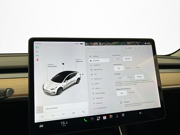 Tesla Model 3 22 of 30