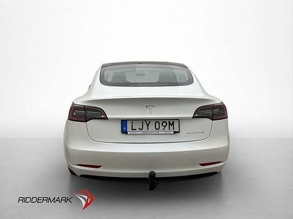 Tesla Model 3 8 of 30