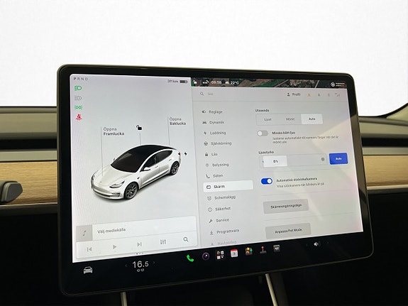Tesla Model 3 28 of 30