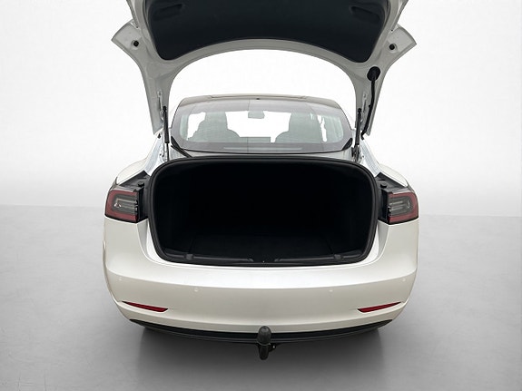 Tesla Model 3 10 of 30