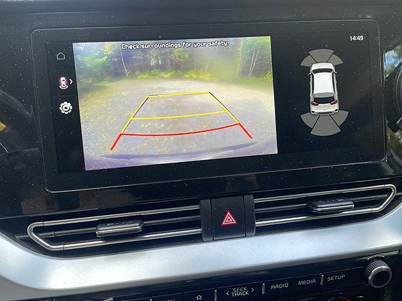 Kia Niro 8 of 12
