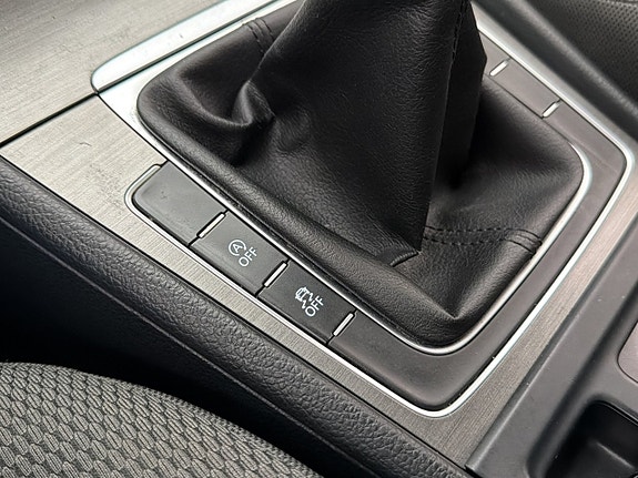 Volkswagen Golf I 23 of 27