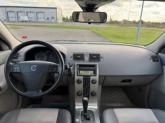 Volvo V50 7 of 7