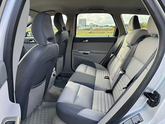 Volvo V50 6 of 7