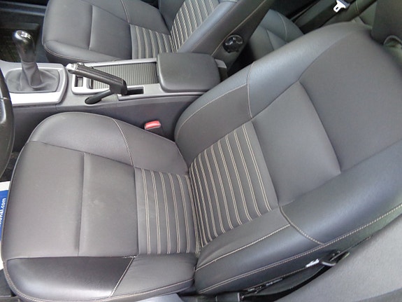 Volvo V50 23 of 30