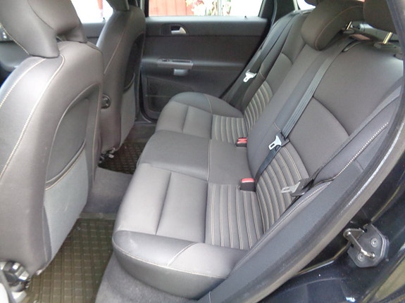 Volvo V50 27 of 30