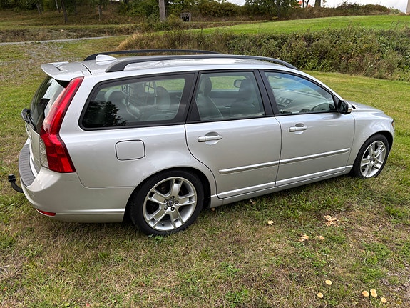 Volvo V50 6 of 16