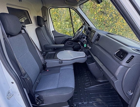 Nissan Interstar 13 of 22
