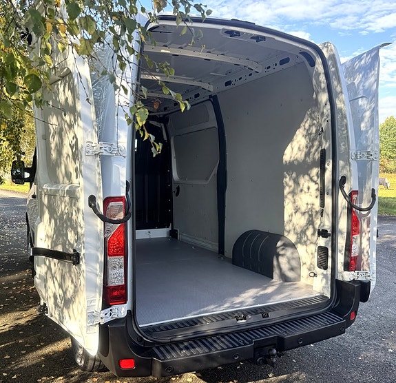 Nissan Interstar 15 of 22