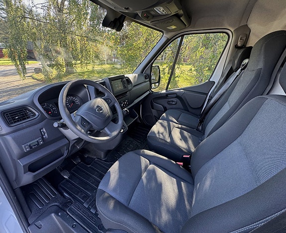 Nissan Interstar 12 of 22