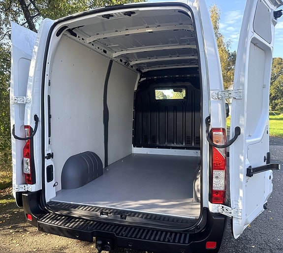 Nissan Interstar 16 of 22