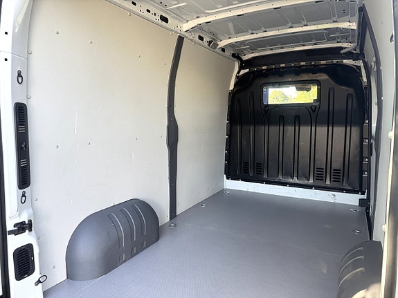 Nissan Interstar 18 of 22